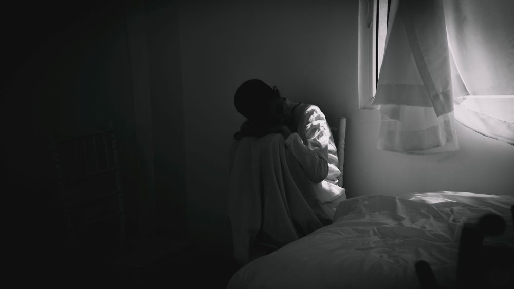What is Sleep Paralysis & How Can You Stop It?